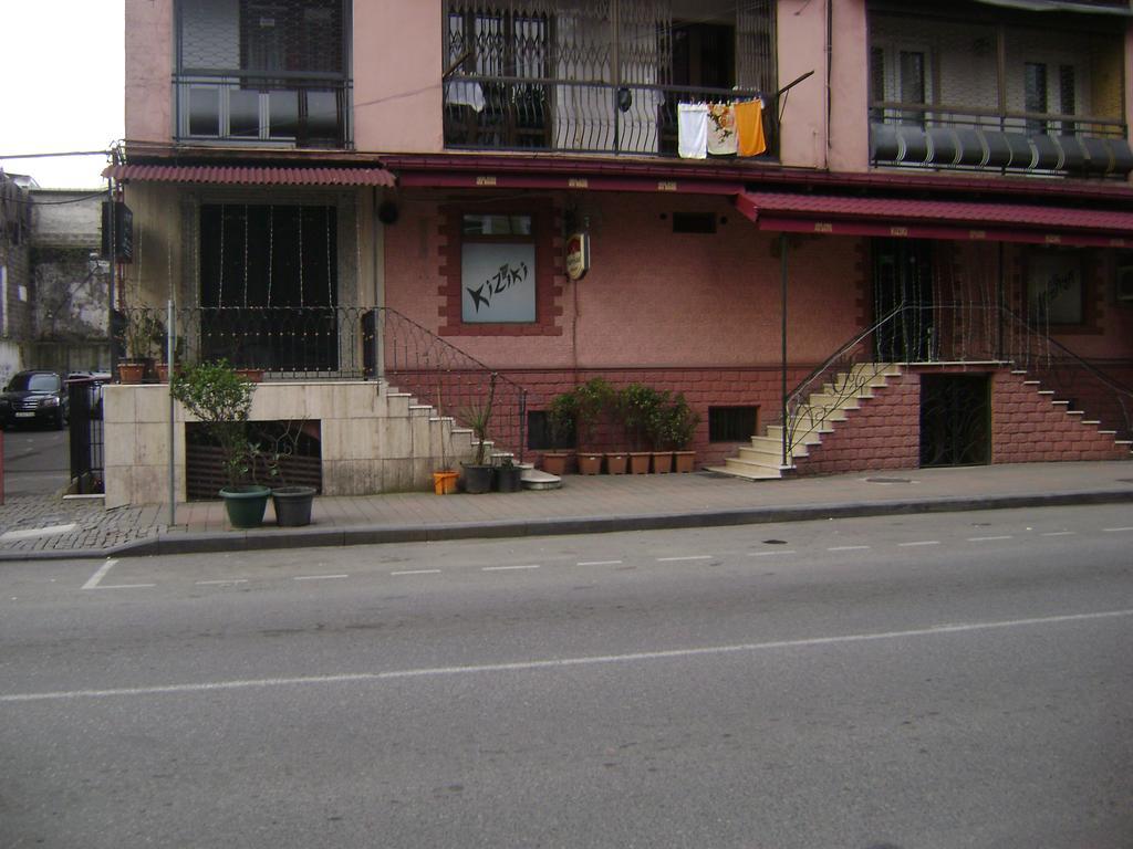 Guesthouse Melikishvili 57 Batumi Exterior foto